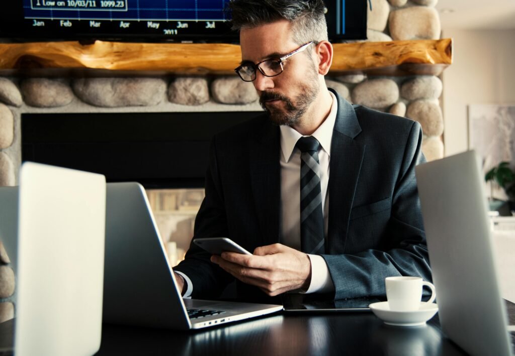 revenue manager at work